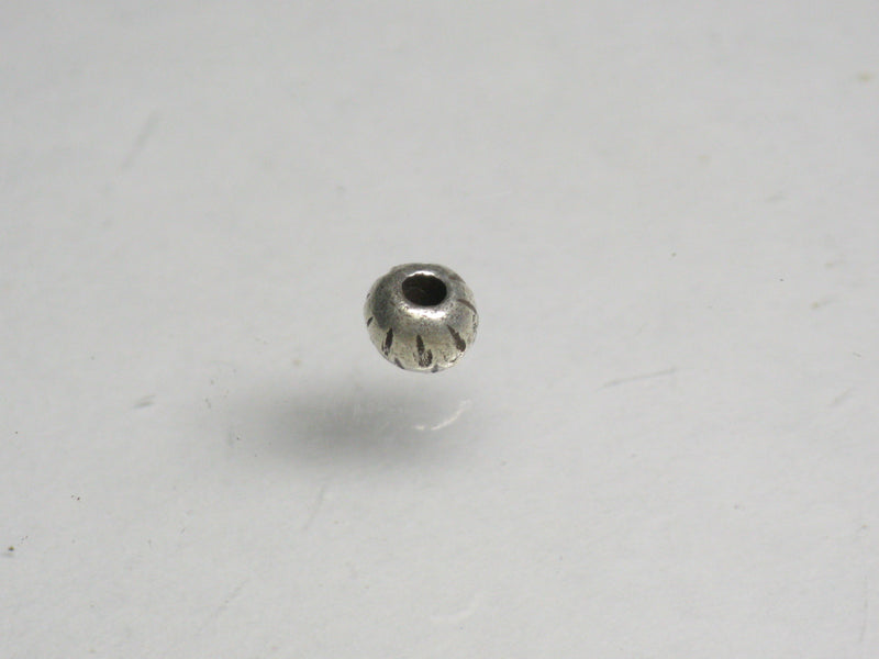 TOKO-BEADS SV704-02 Karen Silver bead 3.8mm SV704-02 カレンシルバービーズ 3.8mm Asian bead & African bead  Handmade,Lampeork,bead,asia,india,ethnic,parts,accessory,beads とんぼ玉,ビーズ,トンボ玉,アジア,インド,エスニック,手作り,パーツ,アクセサリー