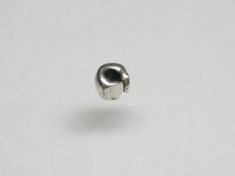 TOKO-BEADS SV704-09 Karen Silver bead 4mm SV704-09 カレンシルバービーズ 4mm Asian bead & African bead  Handmade,Lampeork,bead,asia,india,ethnic,parts,accessory,beads とんぼ玉,ビーズ,トンボ玉,アジア,インド,エスニック,手作り,パーツ,アクセサリー