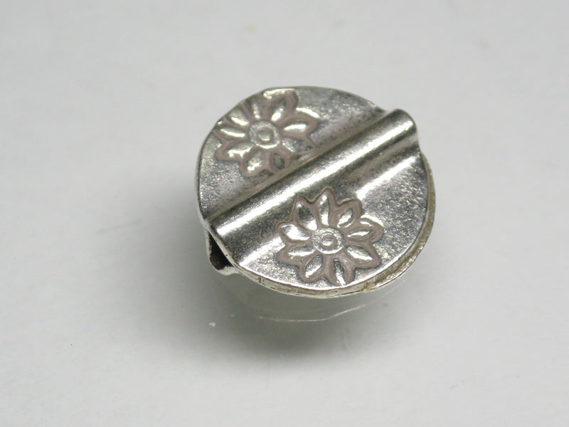 TOKO-BEADS SV704-11 Karen Silver bead 13mm SV704-11 カレンシルバービーズ 13mm Asian bead & African bead  Handmade,Lampeork,bead,asia,india,ethnic,parts,accessory,beads とんぼ玉,ビーズ,トンボ玉,アジア,インド,エスニック,手作り,パーツ,アクセサリー