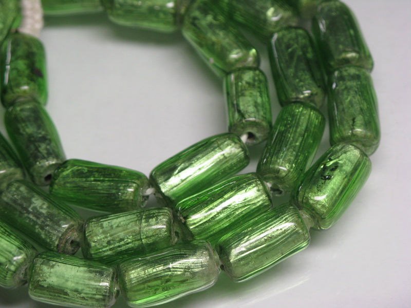TOKO-BEADS T150-48N Silver Sandwich bead(strand)  8~9mm T150-48N シルバーサンドイッチ玉（連） 8~9mm Asian bead & African bead  Handmade,Lampeork,bead,asia,india,ethnic,parts,accessory,beads とんぼ玉,ビーズ,トンボ玉,アジア,インド,エスニック,手作り,パーツ,アクセサリー