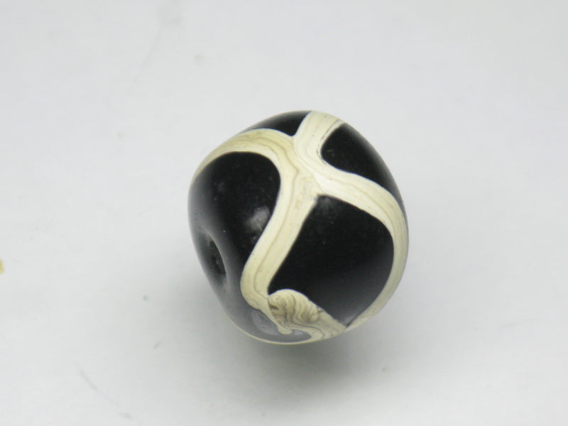 TOKO-BEADS T578-04S Lampwork glass bead 18mm T578-04S ジャワ希少とんぼ玉 18mm Asian bead & African bead  Handmade,Lampeork,bead,asia,india,ethnic,parts,accessory,beads とんぼ玉,ビーズ,トンボ玉,アジア,インド,エスニック,手作り,パーツ,アクセサリー