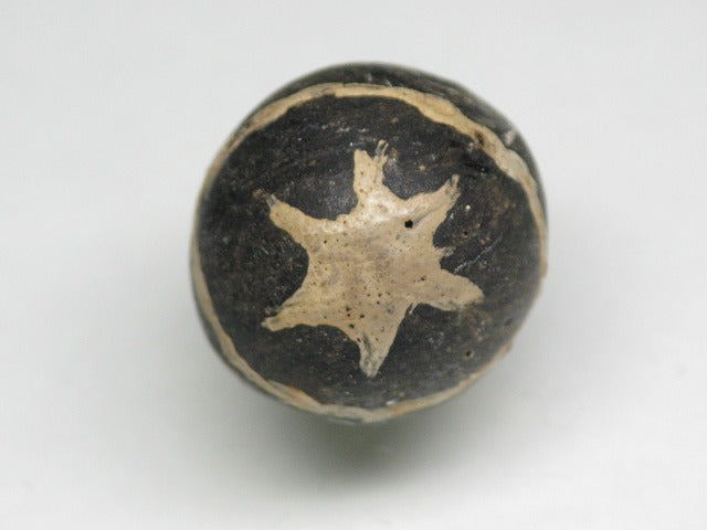 TOKO-BEADS T589-19 Manik Burung(black) 16mm T589-19 マニックブルン（鳥玉/ブラック） 16mm Asian bead & African bead  Handmade,Lampeork,bead,asia,india,ethnic,parts,accessory,beads とんぼ玉,ビーズ,トンボ玉,アジア,インド,エスニック,手作り,パーツ,アクセサリー
