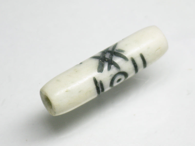 TOKO-BEADS AB107 Bone bead 6mm AB107 ボーンビーズ 6mm Asian bead & African bead  Handmade,Lampeork,bead,asia,india,ethnic,parts,accessory,beads とんぼ玉,ビーズ,トンボ玉,アジア,インド,エスニック,手作り,パーツ,アクセサリー