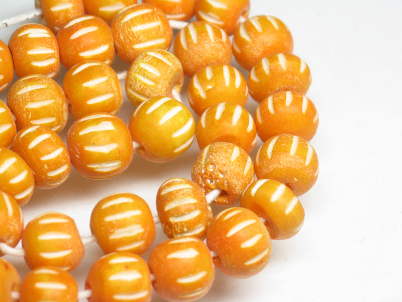 TOKO-BEADS AB183N-49 Bone bead (strand) 8~10mm AB183N-49 ボーンビーズ（連） 8~10mm Asian bead & African bead  Handmade,Lampeork,bead,asia,india,ethnic,parts,accessory,beads とんぼ玉,ビーズ,トンボ玉,アジア,インド,エスニック,手作り,パーツ,アクセサリー