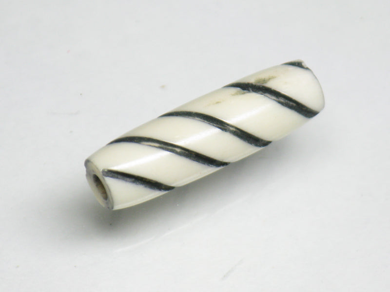 TOKO-BEADS AB184-11S Bone bead 6~7mm AB184-11S ボーンビーズ 6~7mm Asian bead & African bead  Handmade,Lampeork,bead,asia,india,ethnic,parts,accessory,beads とんぼ玉,ビーズ,トンボ玉,アジア,インド,エスニック,手作り,パーツ,アクセサリー