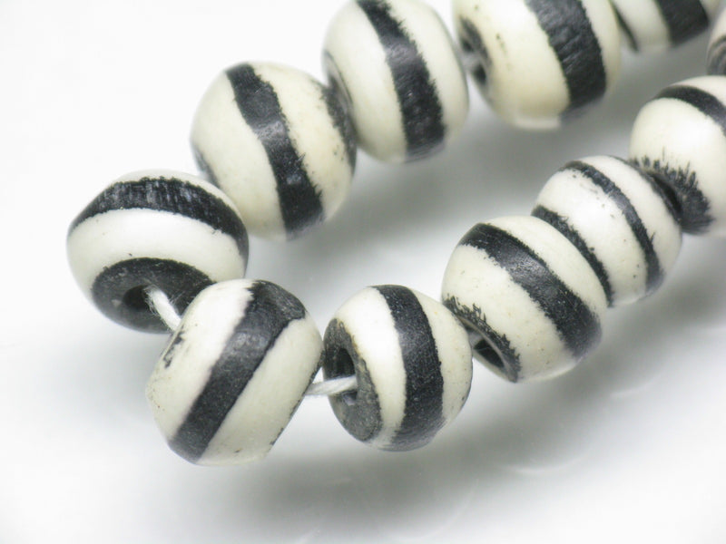TOKO-BEADS AB185-29 Bone bead (strand) 6~9mm AB185-29 ボーンビーズ（連） 6~9mm Asian bead & African bead  Handmade,Lampeork,bead,asia,india,ethnic,parts,accessory,beads とんぼ玉,ビーズ,トンボ玉,アジア,インド,エスニック,手作り,パーツ,アクセサリー