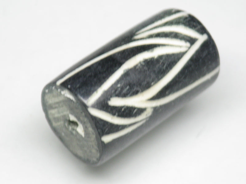 TOKO-BEADS AB186-33 Bone bead 10~17mm AB186-33 大粒ボーンビーズ 10~17mm Asian bead & African bead  Handmade,Lampeork,bead,asia,india,ethnic,parts,accessory,beads とんぼ玉,ビーズ,トンボ玉,アジア,インド,エスニック,手作り,パーツ,アクセサリー