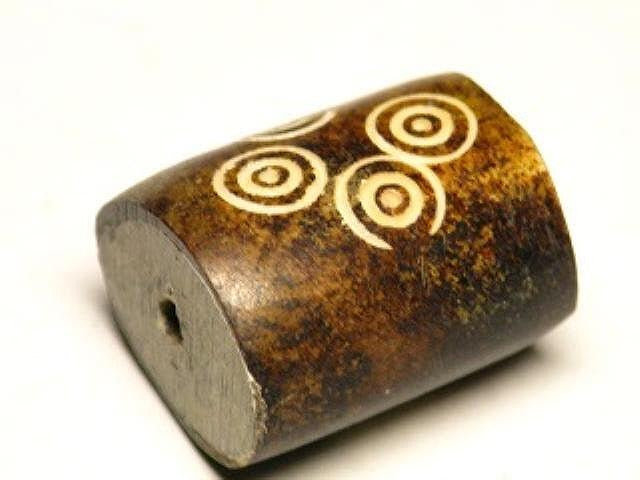 TOKO-BEADS AB187-33 Bone bead 17mm AB187-33 大粒ボーンビーズ 17mm Asian bead & African bead  Handmade,Lampeork,bead,asia,india,ethnic,parts,accessory,beads とんぼ玉,ビーズ,トンボ玉,アジア,インド,エスニック,手作り,パーツ,アクセサリー