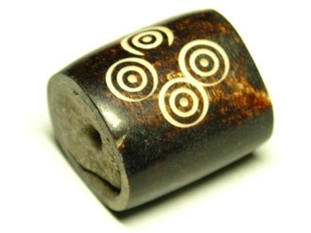 TOKO-BEADS AB187-38 Bone bead 18mm AB187-38 大粒ボーンビーズ 18mm Asian bead & African bead  Handmade,Lampeork,bead,asia,india,ethnic,parts,accessory,beads とんぼ玉,ビーズ,トンボ玉,アジア,インド,エスニック,手作り,パーツ,アクセサリー
