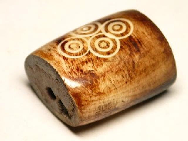 TOKO-BEADS AB187-39 Bone bead 19mm AB187-39 大粒ボーンビーズ 19mm Asian bead & African bead  Handmade,Lampeork,bead,asia,india,ethnic,parts,accessory,beads とんぼ玉,ビーズ,トンボ玉,アジア,インド,エスニック,手作り,パーツ,アクセサリー