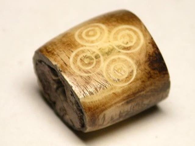 TOKO-BEADS AB187-40 Bone bead 20mm AB187-40 大粒ボーンビーズ 20mm Asian bead & African bead  Handmade,Lampeork,bead,asia,india,ethnic,parts,accessory,beads とんぼ玉,ビーズ,トンボ玉,アジア,インド,エスニック,手作り,パーツ,アクセサリー