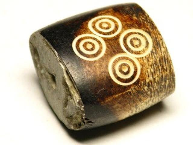 TOKO-BEADS AB187-46 Bone bead 19mm AB187-46 大粒ボーンビーズ 19mm Asian bead & African bead  Handmade,Lampeork,bead,asia,india,ethnic,parts,accessory,beads とんぼ玉,ビーズ,トンボ玉,アジア,インド,エスニック,手作り,パーツ,アクセサリー