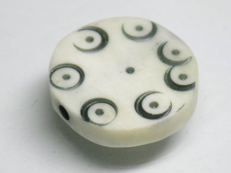 TOKO-BEADS AB187-67 Bone bead 20~22mm AB187-67 ボーンビーズ 20~22mm Asian bead & African bead  Handmade,Lampeork,bead,asia,india,ethnic,parts,accessory,beads とんぼ玉,ビーズ,トンボ玉,アジア,インド,エスニック,手作り,パーツ,アクセサリー