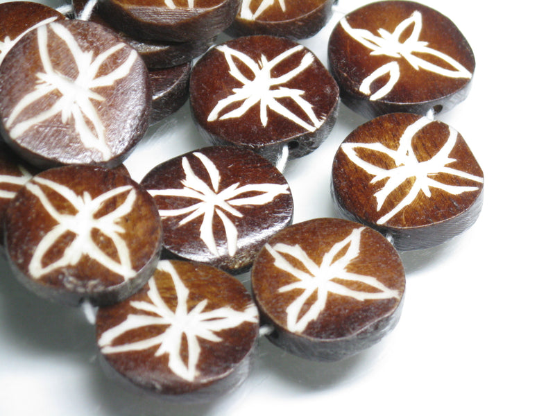 TOKO-BEADS AB187-82N Bone bead (strand) 20~22mm AB187-82N ボーンビーズ（連） 20~22mm Asian bead & African bead  Handmade,Lampeork,bead,asia,india,ethnic,parts,accessory,beads とんぼ玉,ビーズ,トンボ玉,アジア,インド,エスニック,手作り,パーツ,アクセサリー