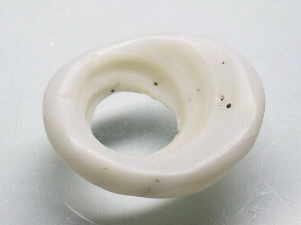 TOKO-BEADS AB189-04 Puka shell 22mm AB189-04 プカシェル 22mm Asian bead & African bead  Handmade,Lampeork,bead,asia,india,ethnic,parts,accessory,beads とんぼ玉,ビーズ,トンボ玉,アジア,インド,エスニック,手作り,パーツ,アクセサリー