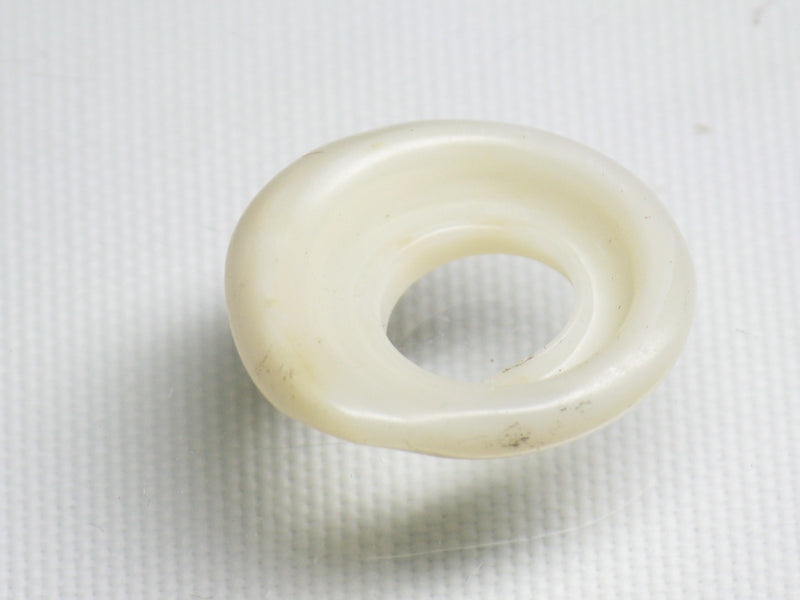 TOKO-BEADS AB189-25 Puka shell 17mm AB189-25 プカシェル 17mm Asian bead & African bead  Handmade,Lampeork,bead,asia,india,ethnic,parts,accessory,beads とんぼ玉,ビーズ,トンボ玉,アジア,インド,エスニック,手作り,パーツ,アクセサリー