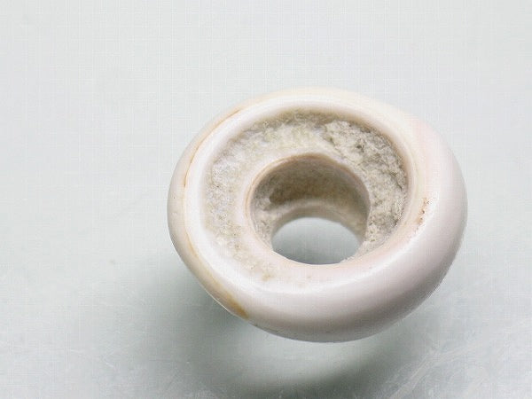 TOKO-BEADS AB189-62 Puka shell 17.5mm AB189-62 プカシェル 17.5mm Asian bead & African bead  Handmade,Lampeork,bead,asia,india,ethnic,parts,accessory,beads とんぼ玉,ビーズ,トンボ玉,アジア,インド,エスニック,手作り,パーツ,アクセサリー