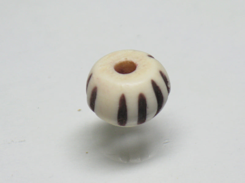TOKO-BEADS AB191S-22 Bone bead 8~9mm AB191S-22 ボーンビーズ 8~9mm Asian bead & African bead  Handmade,Lampeork,bead,asia,india,ethnic,parts,accessory,beads とんぼ玉,ビーズ,トンボ玉,アジア,インド,エスニック,手作り,パーツ,アクセサリー