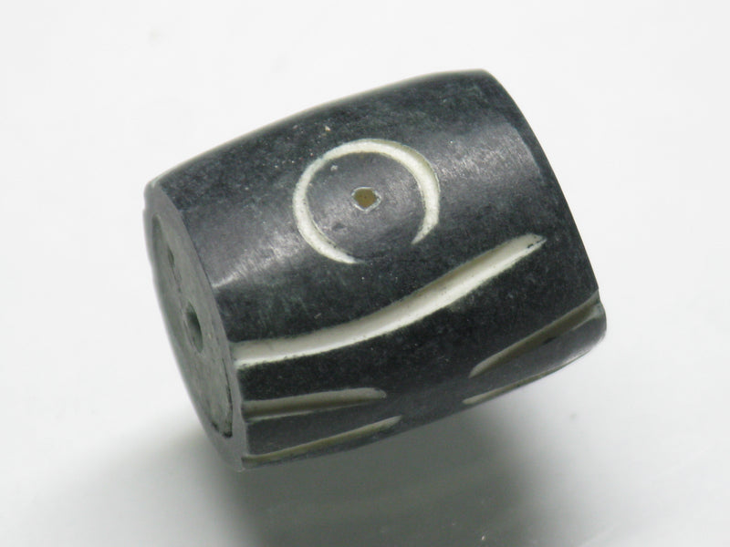 TOKO-BEADS AB193-05S Bone bead 14mm AB193-05S 大粒ボーンビーズ 14mm Asian bead & African bead  Handmade,Lampeork,bead,asia,india,ethnic,parts,accessory,beads とんぼ玉,ビーズ,トンボ玉,アジア,インド,エスニック,手作り,パーツ,アクセサリー