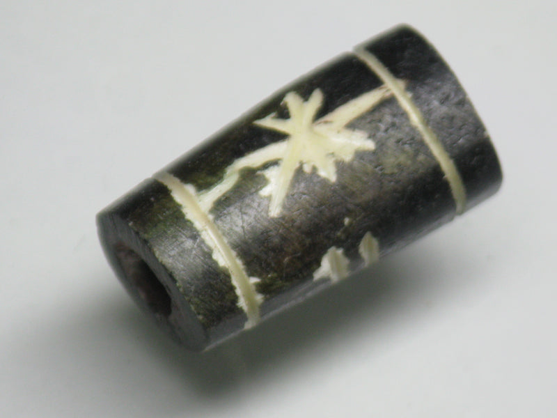 TOKO-BEADS AB193-08S Bone bead 10~12mm AB193-08S 大粒ボーンビーズ 10~12mm Asian bead & African bead  Handmade,Lampeork,bead,asia,india,ethnic,parts,accessory,beads とんぼ玉,ビーズ,トンボ玉,アジア,インド,エスニック,手作り,パーツ,アクセサリー