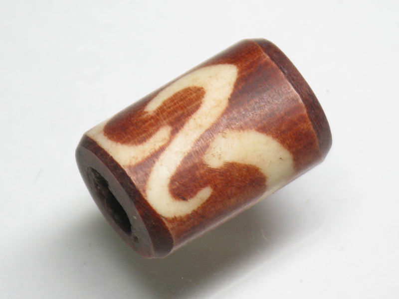 TOKO-BEADS AB193-12S Bone bead 12~14mm AB193-12S 大粒ボーンビーズ 12~14mm Asian bead & African bead  Handmade,Lampeork,bead,asia,india,ethnic,parts,accessory,beads とんぼ玉,ビーズ,トンボ玉,アジア,インド,エスニック,手作り,パーツ,アクセサリー