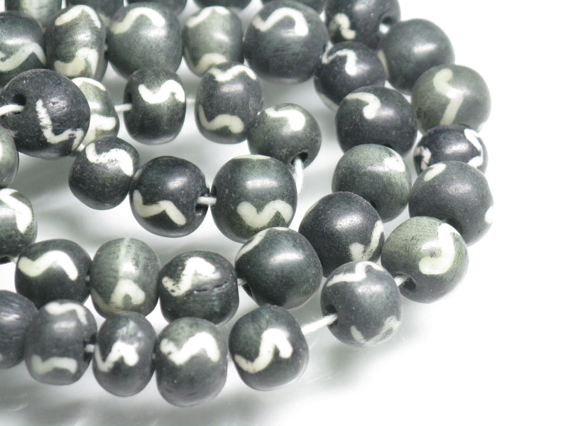 TOKO-BEADS AB195N-03 Bone bead (strand) 8~9mm AB195N-03 ボーンビーズ（連） 8~9mm Asian bead & African bead  Handmade,Lampeork,bead,asia,india,ethnic,parts,accessory,beads とんぼ玉,ビーズ,トンボ玉,アジア,インド,エスニック,手作り,パーツ,アクセサリー