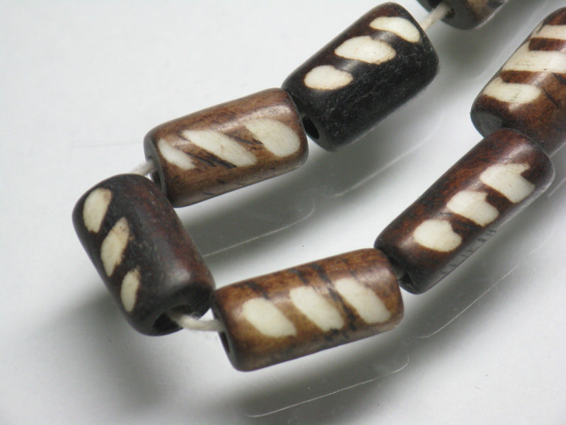 TOKO-BEADS AB195-06N Bone bead (strand) 6~7mm AB195-06N ボーンビーズ（連） 6~7mm Asian bead & African bead  Handmade,Lampeork,bead,asia,india,ethnic,parts,accessory,beads とんぼ玉,ビーズ,トンボ玉,アジア,インド,エスニック,手作り,パーツ,アクセサリー