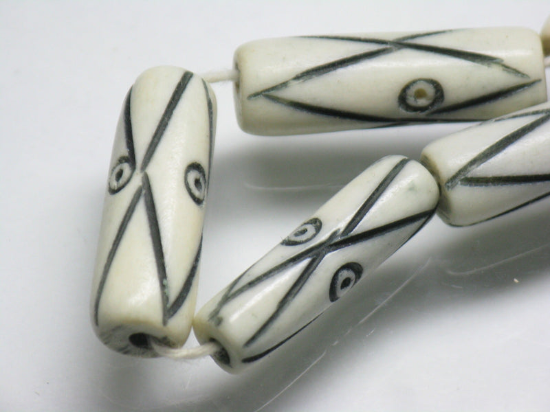 TOKO-BEADS AB195-10N Bone bead (strand) 6~8mm AB195-10N ボーンビーズ（連） 6~8mm Asian bead & African bead  Handmade,Lampeork,bead,asia,india,ethnic,parts,accessory,beads とんぼ玉,ビーズ,トンボ玉,アジア,インド,エスニック,手作り,パーツ,アクセサリー
