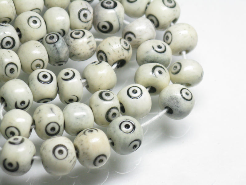 TOKO-BEADS AB195-45N Bone bead (strand) 8~9mm AB195-45N ボーンビーズ（連） 8~9mm Asian bead & African bead  Handmade,Lampeork,bead,asia,india,ethnic,parts,accessory,beads とんぼ玉,ビーズ,トンボ玉,アジア,インド,エスニック,手作り,パーツ,アクセサリー