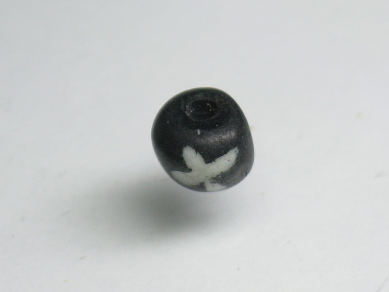 TOKO-BEADS AB195S-02 Bone bead 7~8mm AB195S-02 ボーンビーズ 7~8mm Asian bead & African bead  Handmade,Lampeork,bead,asia,india,ethnic,parts,accessory,beads とんぼ玉,ビーズ,トンボ玉,アジア,インド,エスニック,手作り,パーツ,アクセサリー