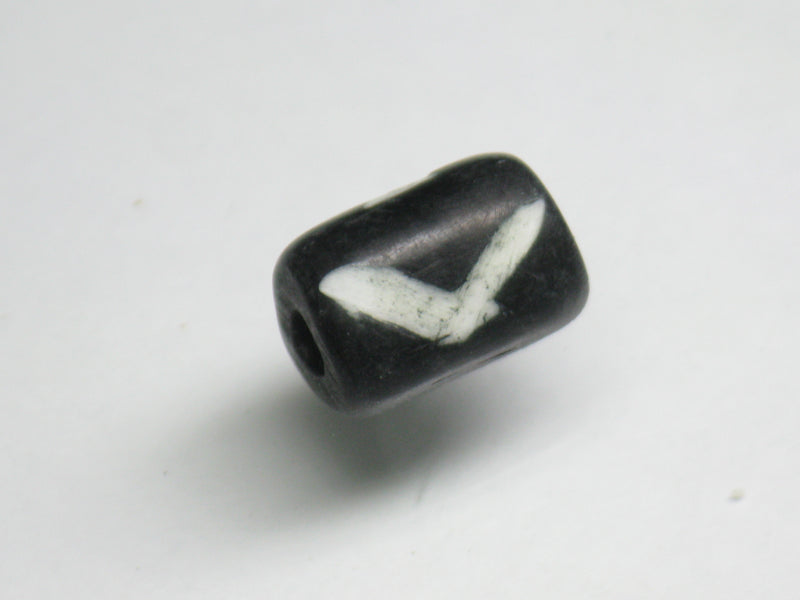 TOKO-BEADS AB195-05S Bone bead 7mm AB195-05S ボーンビーズ 7mm Asian bead & African bead  Handmade,Lampeork,bead,asia,india,ethnic,parts,accessory,beads とんぼ玉,ビーズ,トンボ玉,アジア,インド,エスニック,手作り,パーツ,アクセサリー