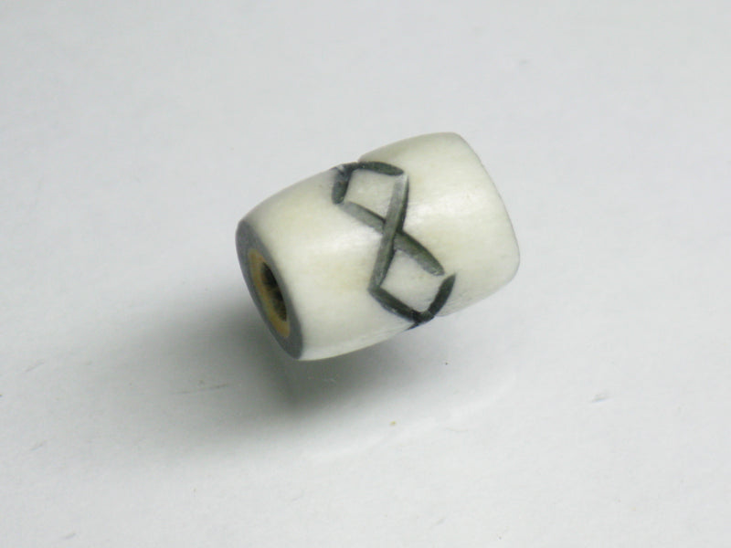 TOKO-BEADS AB195-14S Bone bead 6.5~8mm AB195-14S ボーンビーズ 6.5~8mm Asian bead & African bead  Handmade,Lampeork,bead,asia,india,ethnic,parts,accessory,beads とんぼ玉,ビーズ,トンボ玉,アジア,インド,エスニック,手作り,パーツ,アクセサリー
