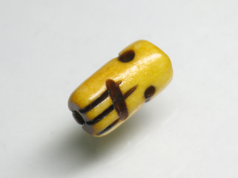 TOKO-BEADS AB195-32S Bone bead 5~7mm AB195-32S ボーンビーズ 5~7mm Asian bead & African bead  Handmade,Lampeork,bead,asia,india,ethnic,parts,accessory,beads とんぼ玉,ビーズ,トンボ玉,アジア,インド,エスニック,手作り,パーツ,アクセサリー