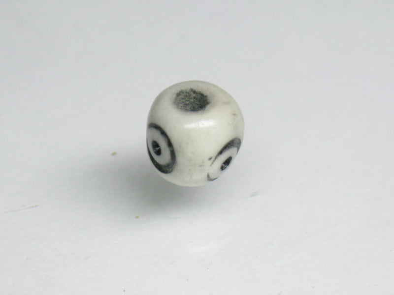 TOKO-BEADS AB195-46S Bone bead 7mm AB195-46S ボーンビーズ 7mm Asian bead & African bead  Handmade,Lampeork,bead,asia,india,ethnic,parts,accessory,beads とんぼ玉,ビーズ,トンボ玉,アジア,インド,エスニック,手作り,パーツ,アクセサリー