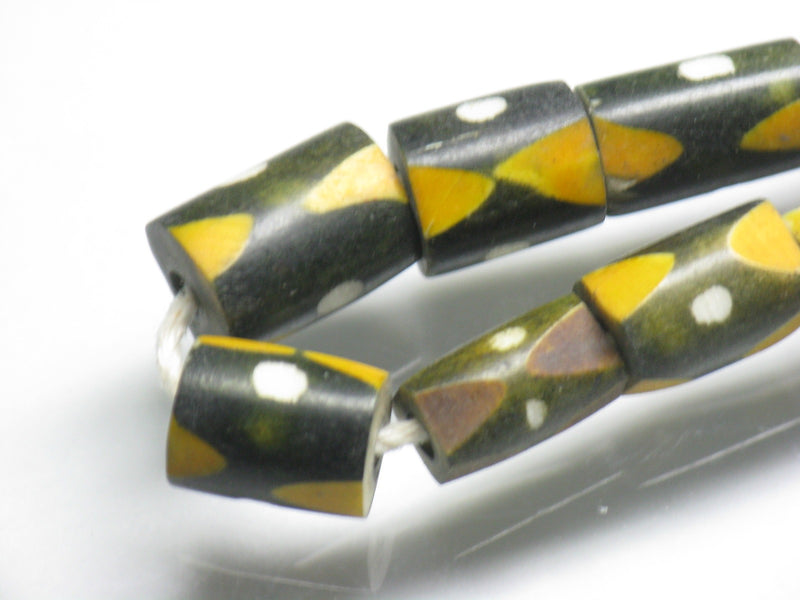 TOKO-BEADS AB198-10N Bone bead (strand) 4.5~5.5mm AB198-10N ボーンビーズ（連） 4.5~5.5mm Asian bead & African bead  Handmade,Lampeork,bead,asia,india,ethnic,parts,accessory,beads とんぼ玉,ビーズ,トンボ玉,アジア,インド,エスニック,手作り,パーツ,アクセサリー