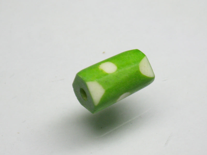TOKO-BEADS AB198-04S Bone bead 4.5~5.5mm AB198-04S ボーンビーズ 4.5~5.5mm Asian bead & African bead  Handmade,Lampeork,bead,asia,india,ethnic,parts,accessory,beads とんぼ玉,ビーズ,トンボ玉,アジア,インド,エスニック,手作り,パーツ,アクセサリー