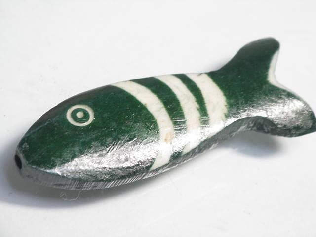 TOKO-BEADS AB200-07 Bone bead (Fish) 13~17mm AB200-07 ボーンビーズ（魚） 13~17mm Asian bead & African bead  Handmade,Lampeork,bead,asia,india,ethnic,parts,accessory,beads とんぼ玉,ビーズ,トンボ玉,アジア,インド,エスニック,手作り,パーツ,アクセサリー