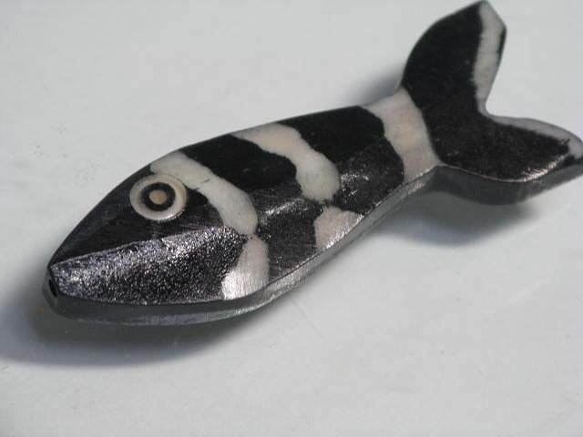 TOKO-BEADS AB200-16 Bone bead (Fish) 13~17mm AB200-16 ボーンビーズ（魚） 13~17mm Asian bead & African bead  Handmade,Lampeork,bead,asia,india,ethnic,parts,accessory,beads とんぼ玉,ビーズ,トンボ玉,アジア,インド,エスニック,手作り,パーツ,アクセサリー