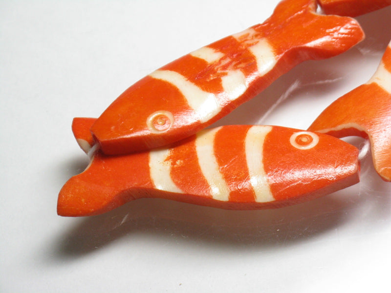 TOKO-BEADS AB200-10N Bone bead (Fish) (strand) 13~17mm AB200-10N ボーンビーズ（魚）（連） 13~17mm Asian bead & African bead  Handmade,Lampeork,bead,asia,india,ethnic,parts,accessory,beads とんぼ玉,ビーズ,トンボ玉,アジア,インド,エスニック,手作り,パーツ,アクセサリー