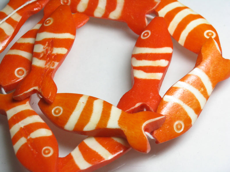 TOKO-BEADS AB200-10N Bone bead (Fish) (strand) 13~17mm AB200-10N ボーンビーズ（魚）（連） 13~17mm Asian bead & African bead  Handmade,Lampeork,bead,asia,india,ethnic,parts,accessory,beads とんぼ玉,ビーズ,トンボ玉,アジア,インド,エスニック,手作り,パーツ,アクセサリー
