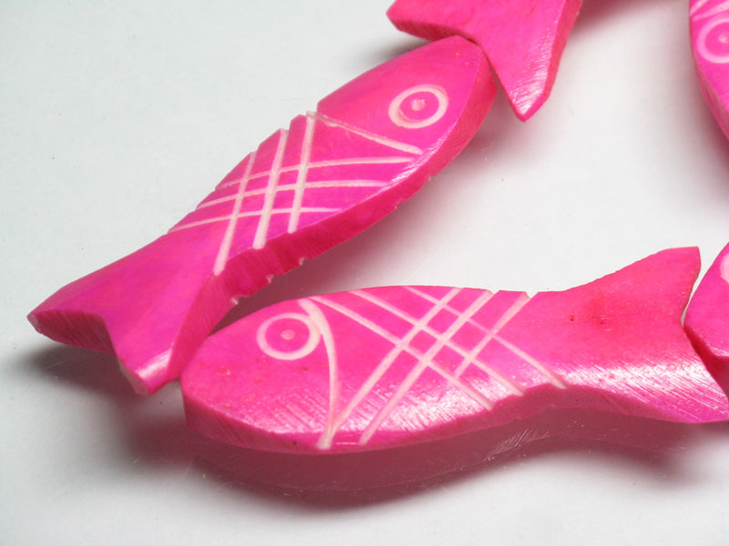 TOKO-BEADS AB200-41N Bone bead (Fish) (strand) 13~17mm AB200-41N ボーンビーズ（魚）（連） 13~17mm Asian bead & African bead  Handmade,Lampeork,bead,asia,india,ethnic,parts,accessory,beads とんぼ玉,ビーズ,トンボ玉,アジア,インド,エスニック,手作り,パーツ,アクセサリー