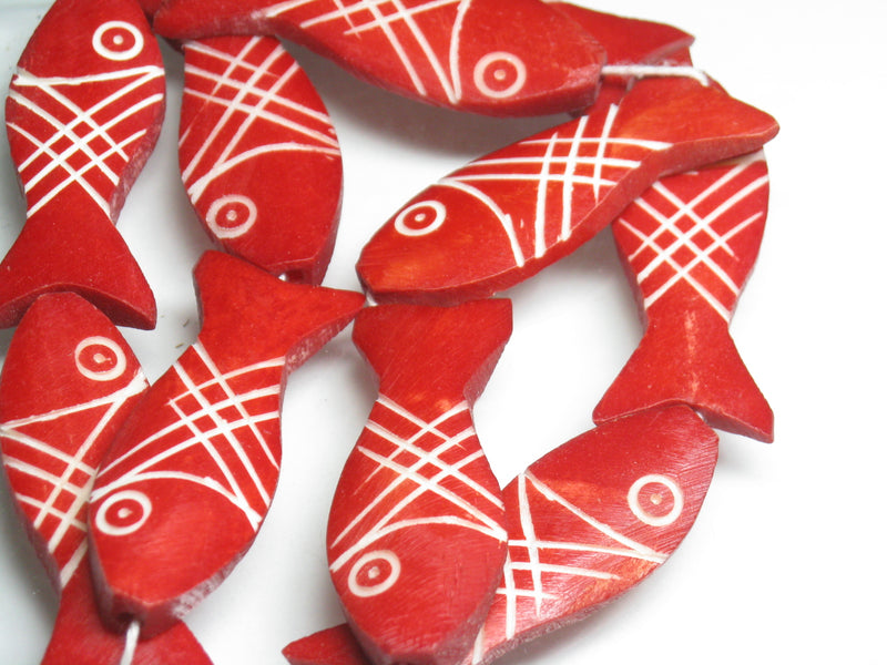 TOKO-BEADS AB200-42N Bone bead (Fish) (strand) 13~17mm AB200-42N ボーンビーズ（魚）（連） 13~17mm Asian bead & African bead  Handmade,Lampeork,bead,asia,india,ethnic,parts,accessory,beads とんぼ玉,ビーズ,トンボ玉,アジア,インド,エスニック,手作り,パーツ,アクセサリー