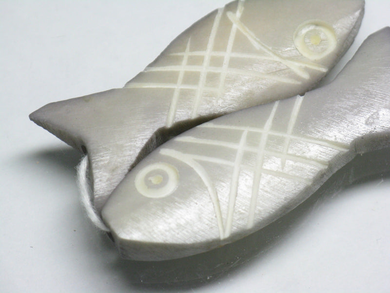 TOKO-BEADS AB200-45N Bone bead (Fish) (strand) 13~17mm AB200-45N ボーンビーズ（魚）（連） 13~17mm Asian bead & African bead  Handmade,Lampeork,bead,asia,india,ethnic,parts,accessory,beads とんぼ玉,ビーズ,トンボ玉,アジア,インド,エスニック,手作り,パーツ,アクセサリー