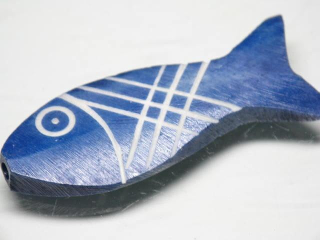 TOKO-BEADS AB200-33S Bone bead (Fish) 13~17mm AB200-33S ボーンビーズ（魚） 13~17mm Asian bead & African bead  Handmade,Lampeork,bead,asia,india,ethnic,parts,accessory,beads とんぼ玉,ビーズ,トンボ玉,アジア,インド,エスニック,手作り,パーツ,アクセサリー