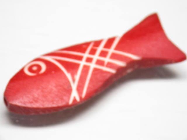 TOKO-BEADS AB200-42S Bone bead (Fish) 13~17mm AB200-42S ボーンビーズ（魚） 13~17mm Asian bead & African bead  Handmade,Lampeork,bead,asia,india,ethnic,parts,accessory,beads とんぼ玉,ビーズ,トンボ玉,アジア,インド,エスニック,手作り,パーツ,アクセサリー