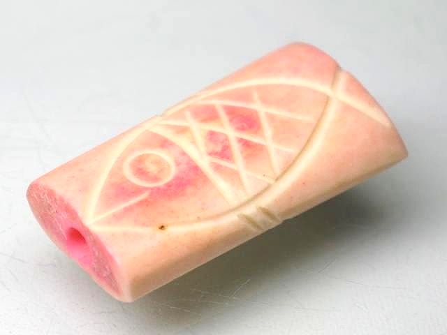 TOKO-BEADS AB200-84S Bone bead (Fish) 12~16.5mm AB200-84S ボーンビーズ（魚） 12~16.5mm Asian bead & African bead  Handmade,Lampeork,bead,asia,india,ethnic,parts,accessory,beads とんぼ玉,ビーズ,トンボ玉,アジア,インド,エスニック,手作り,パーツ,アクセサリー