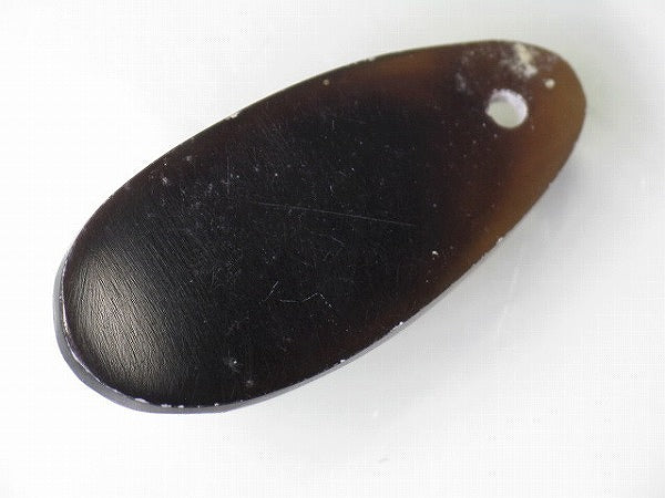 TOKO-BEADS AB303-20 Shell Charm 33mm AB303-20 アコヤ貝チャーム 33mm Asian bead & African bead  Handmade,Lampeork,bead,asia,india,ethnic,parts,accessory,beads とんぼ玉,ビーズ,トンボ玉,アジア,インド,エスニック,手作り,パーツ,アクセサリー