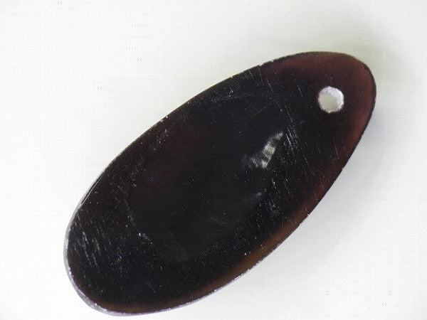 TOKO-BEADS AB303-28 Shell Charm 33mm AB303-28 アコヤ貝チャーム 33mm Asian bead & African bead  Handmade,Lampeork,bead,asia,india,ethnic,parts,accessory,beads とんぼ玉,ビーズ,トンボ玉,アジア,インド,エスニック,手作り,パーツ,アクセサリー