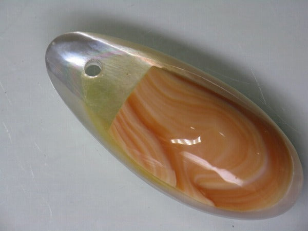 TOKO-BEADS AB303-31 Shell Charm 33mm AB303-31 アコヤ貝チャーム 33mm Asian bead & African bead  Handmade,Lampeork,bead,asia,india,ethnic,parts,accessory,beads とんぼ玉,ビーズ,トンボ玉,アジア,インド,エスニック,手作り,パーツ,アクセサリー