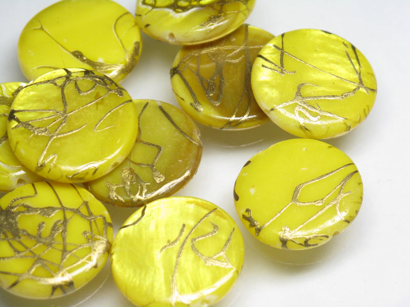 TOKO-BEADS AB306-02P Shell bead (10pcs) 18mm AB306-02P コイン型シェルビーズS（10個パック） 18mm Asian bead & African bead  Handmade,Lampeork,bead,asia,india,ethnic,parts,accessory,beads とんぼ玉,ビーズ,トンボ玉,アジア,インド,エスニック,手作り,パーツ,アクセサリー